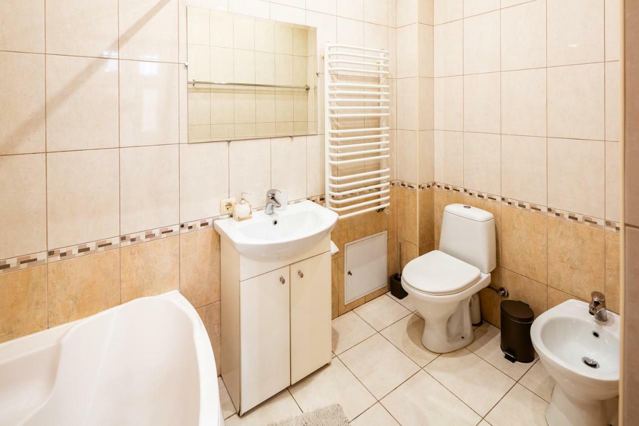 Bv Apartments Exquisite 利沃夫 外观 照片